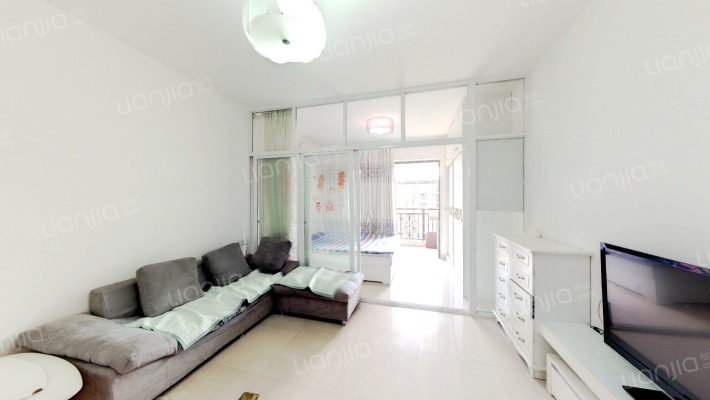 中央美地二手房实景图