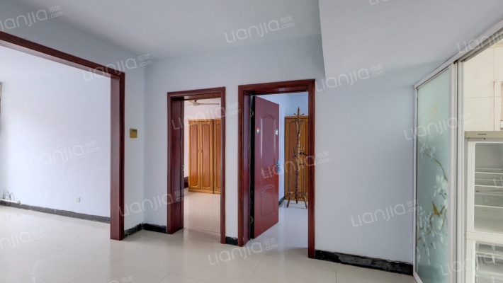 建筑公司家属楼二手房实景图