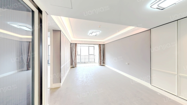 融创都会中心观湖二手房实景图