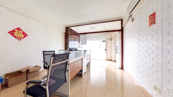 卓越城市中心花园二手房实景图