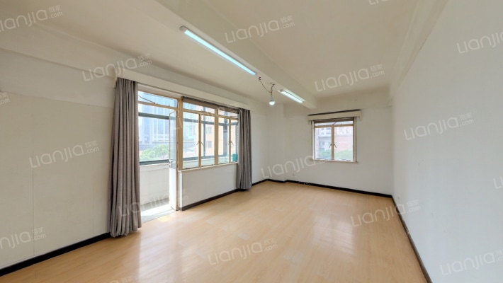 长江公寓二手房实景图