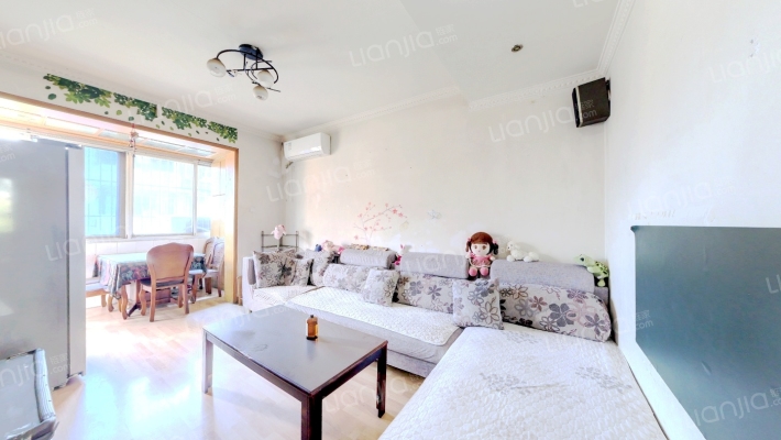 和泽苑二手房实景图