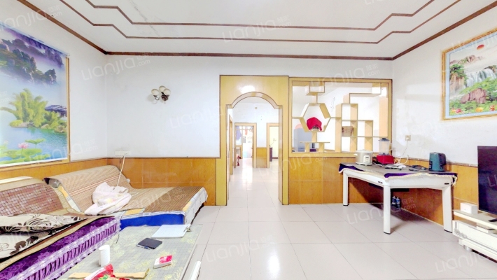 三通街综合楼二手房实景图