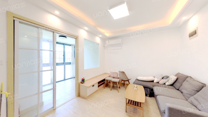 东方听潮豪园二手房实景图