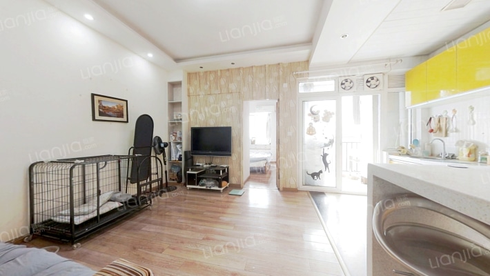 轻轨上城二手房实景图