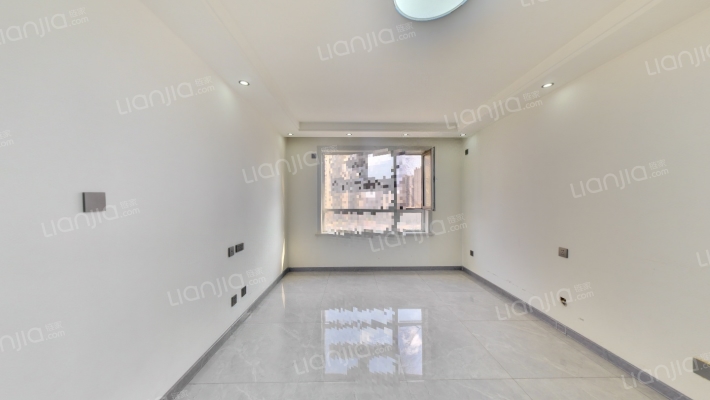 雨润星雨华府二手房实景图