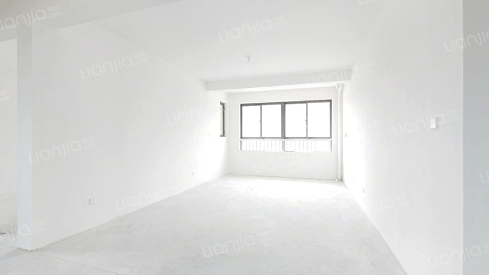 新润花苑二手房实景图