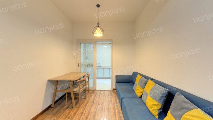 雅砻阳光花园二手房实景图