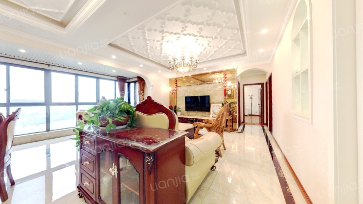 保利拉斐公馆二手房实景图