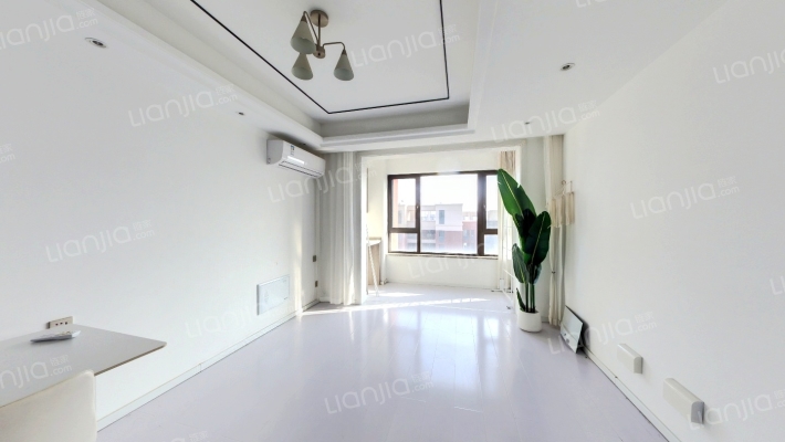 万科翡翠书院C区二手房实景图