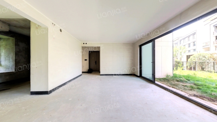 听岸小区二手房实景图