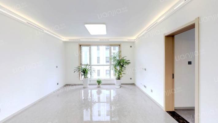 百盛郁金香二手房实景图