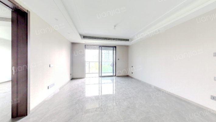 岚荷芸府二手房实景图