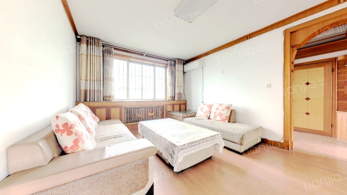 齐发小区二手房实景图