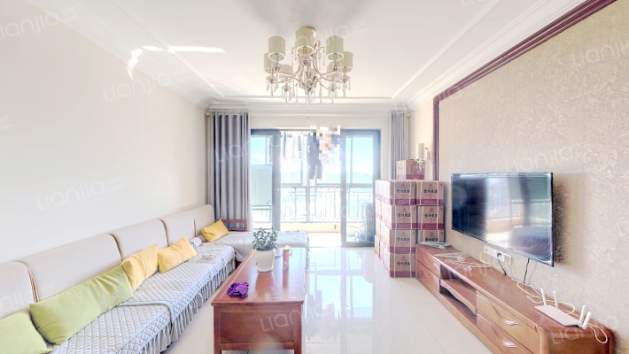 新世界御湖二手房实景图