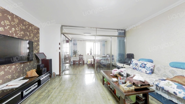 哈南福地小区二手房实景图