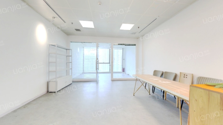 世纪中心二手房实景图