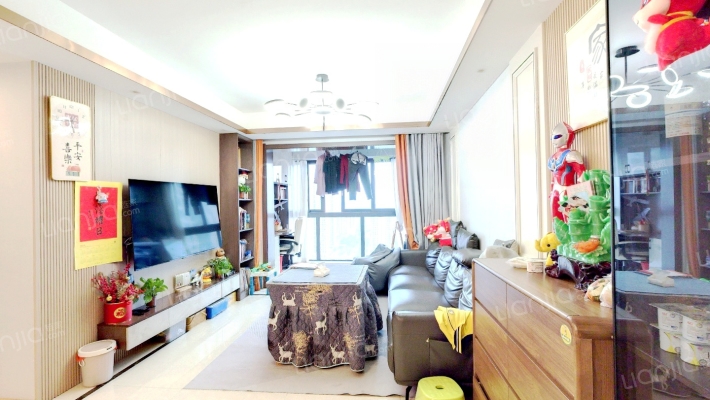 龙湖江与城江与锦城二手房实景图