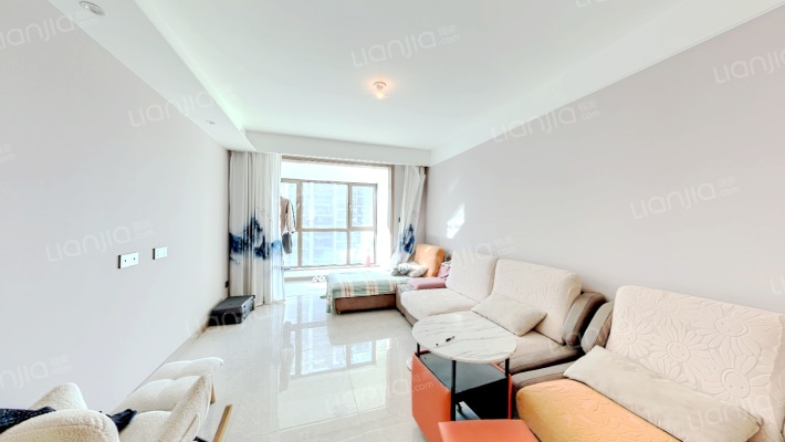 地铁万科蓝湾二手房实景图