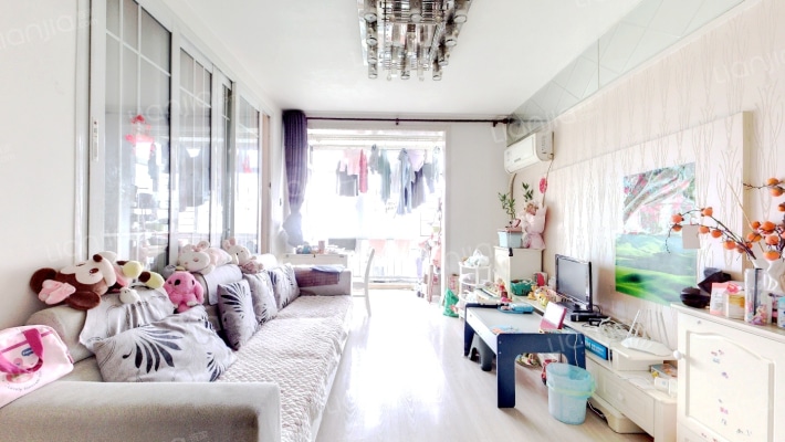 政泰家园二手房实景图