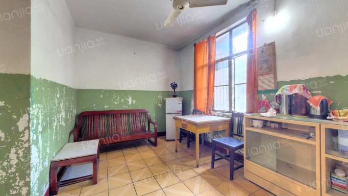 七里一村二手房实景图