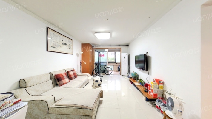 奥体新城翠杉园二手房实景图