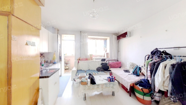 先春园世春里二手房实景图