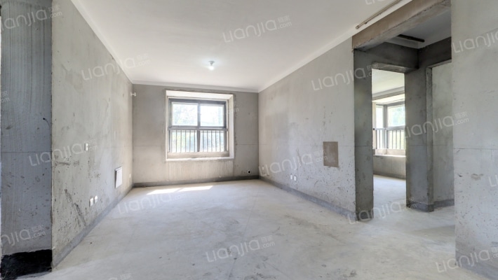 江畔雅居二手房实景图