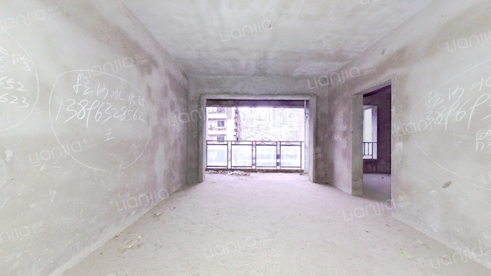 龙武圣士豪庭二手房实景图