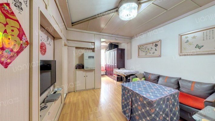 虹祥花郡A区二手房实景图