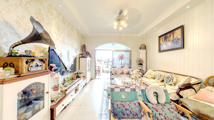 德坤海地亚二手房实景图