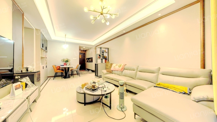 蓝光观岭国际社区翡翠湾二手房实景图