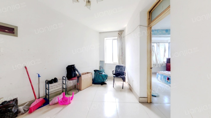 中新路8号二手房实景图