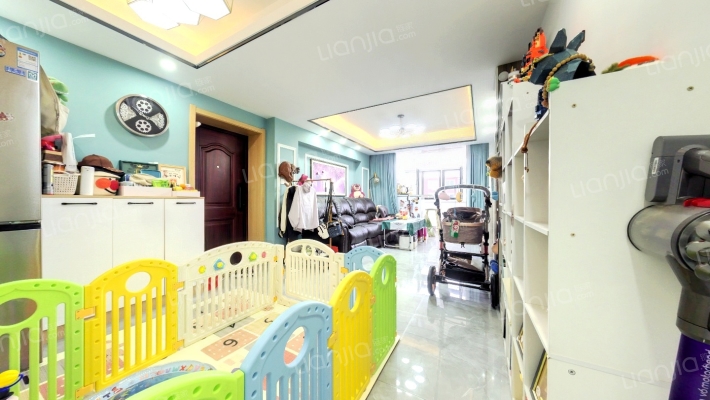 富工一街二手房实景图