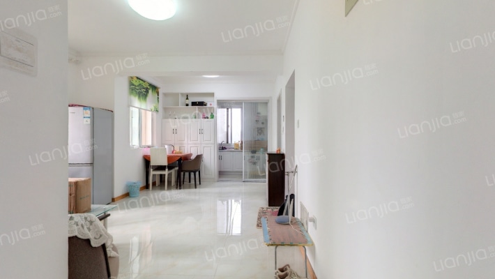 新江雅苑二手房实景图