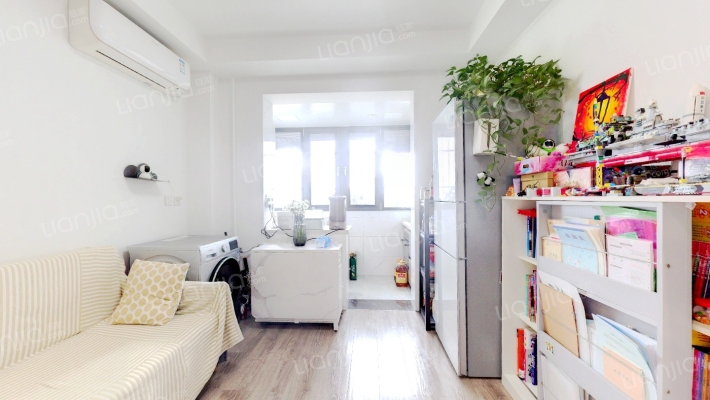 车道沟东里二手房实景图