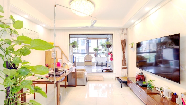 蓝庭花园二手房实景图