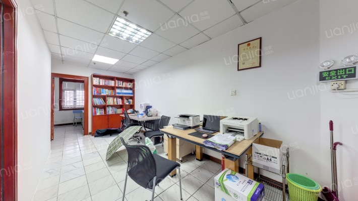 南国大厦二手房实景图