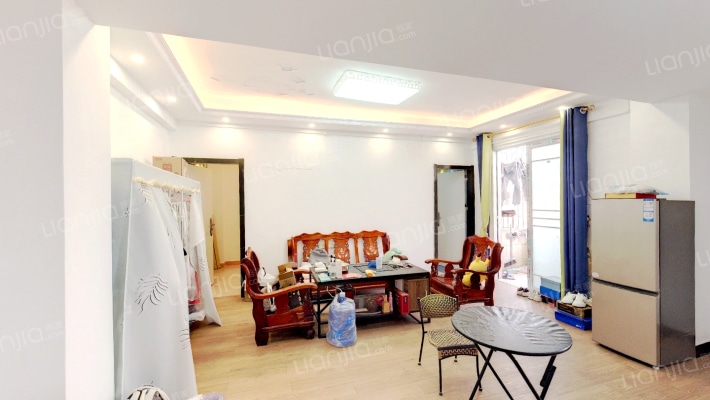 江滨花园三期二手房实景图