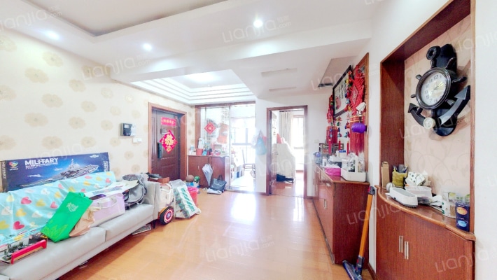 中惠爱丁堡二手房实景图