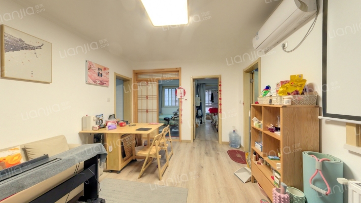 清荷园北园二手房实景图