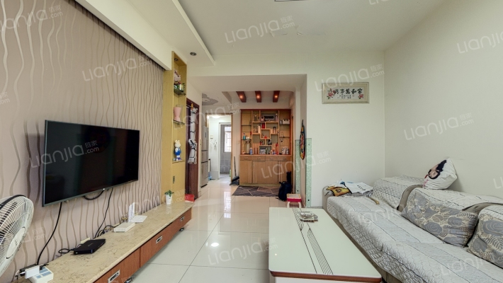 兴堰逸苑二手房实景图