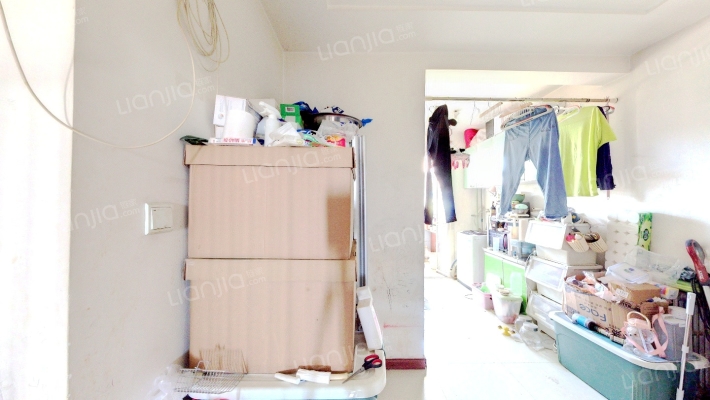 官易里二手房实景图