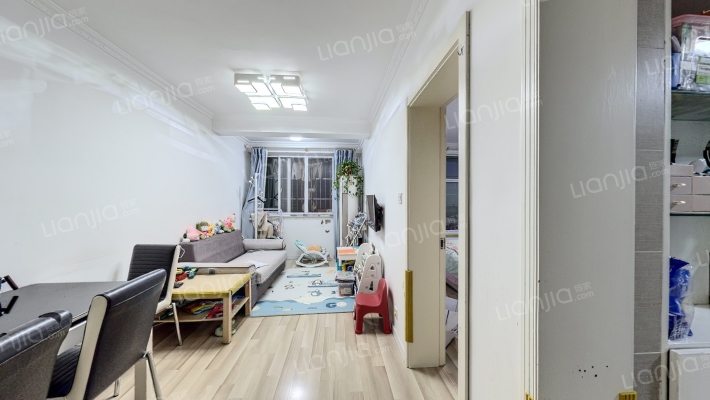 都市山庄二手房实景图