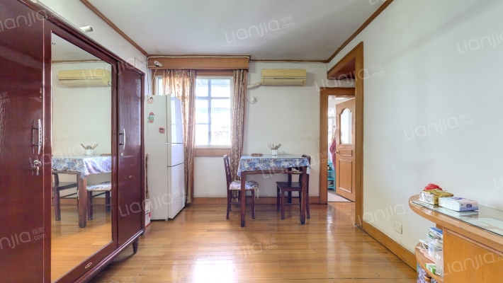 六荷苑小区二手房实景图