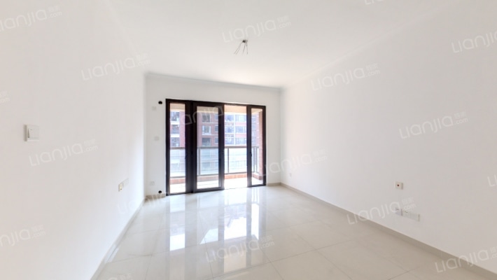 富力伯爵山二手房实景图