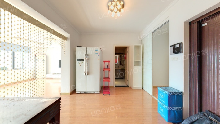 嘉顺时代广场二手房实景图