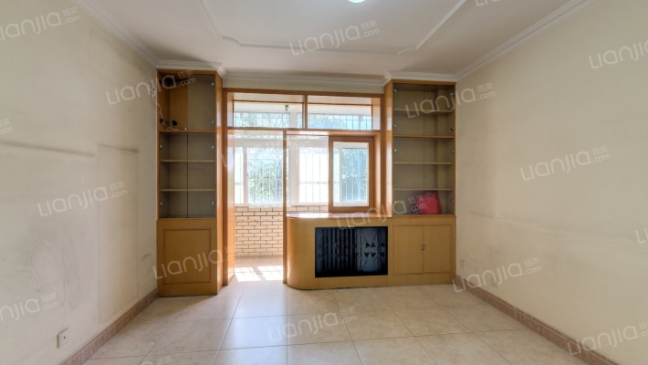 车公庄西路35号院二手房实景图