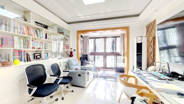 闵浦新苑六村二手房实景图