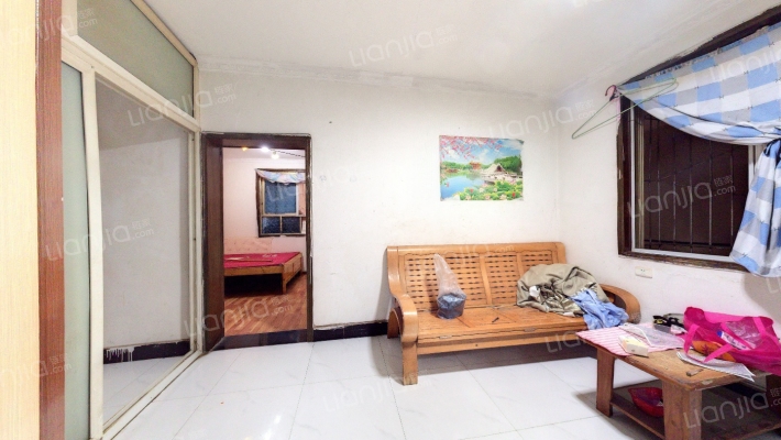 金鹏小区二手房实景图